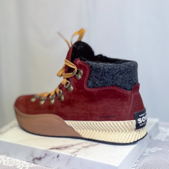 Sorel Out N About III Conquest WP Waterproof Boots Red Black - Picture 3 of 14